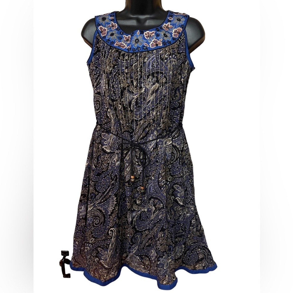 Pretty Mebaz sleeveless dress